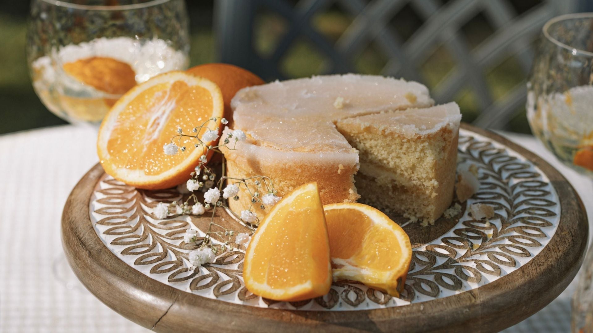 Lemon and Elderflower Drizzle Cake