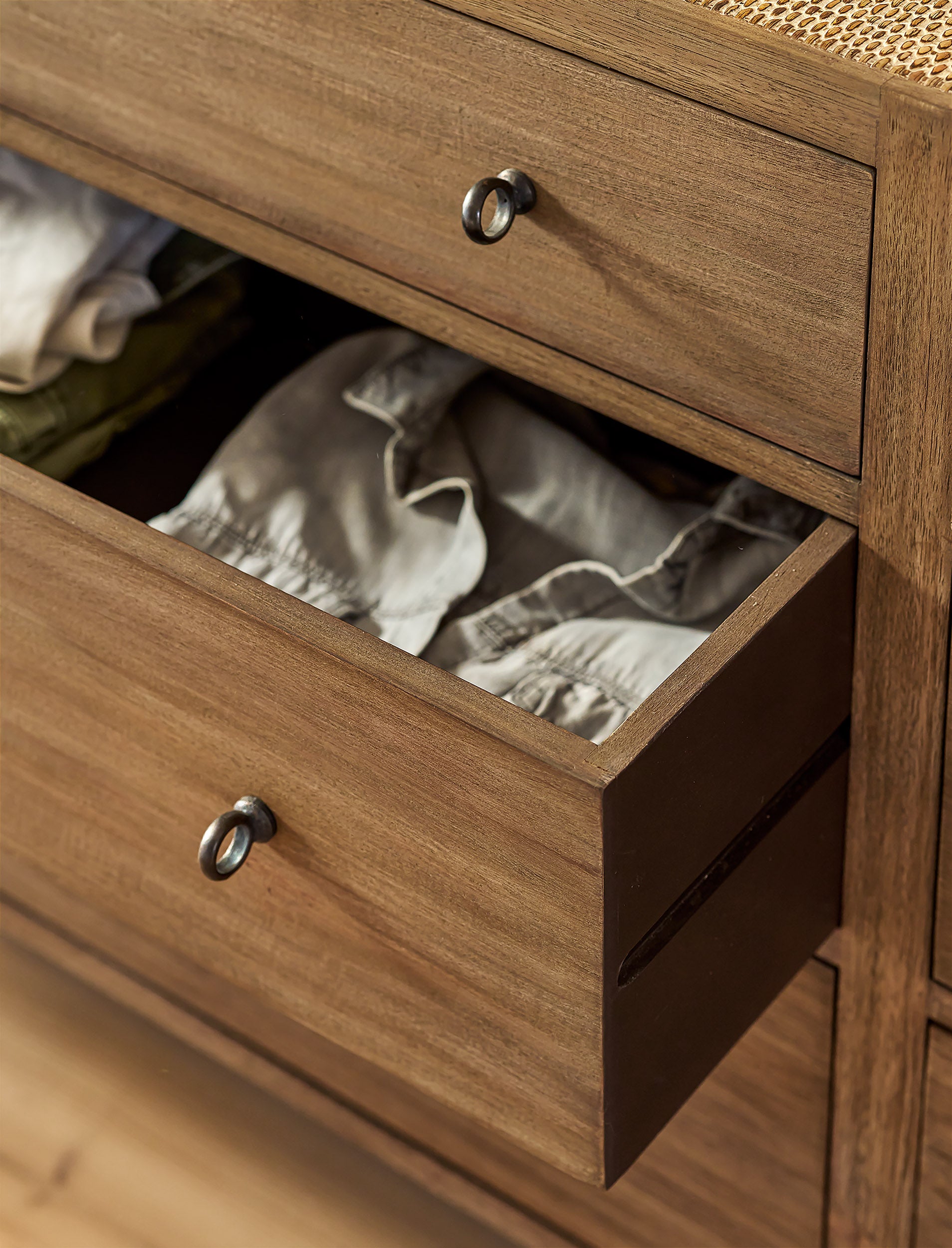 Ashbourne Double Chest of Drawers