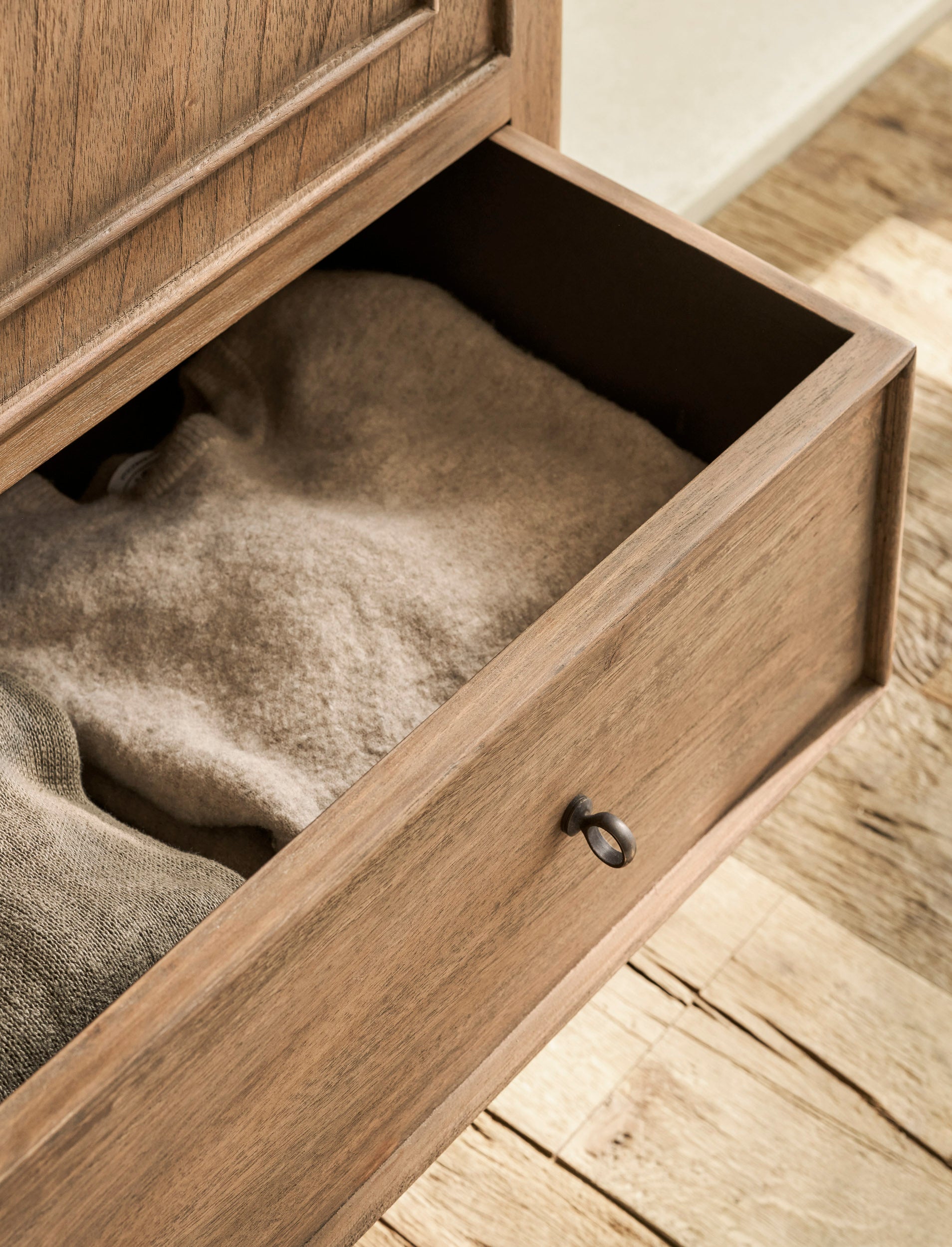 Ashbourne Double Wardrobe