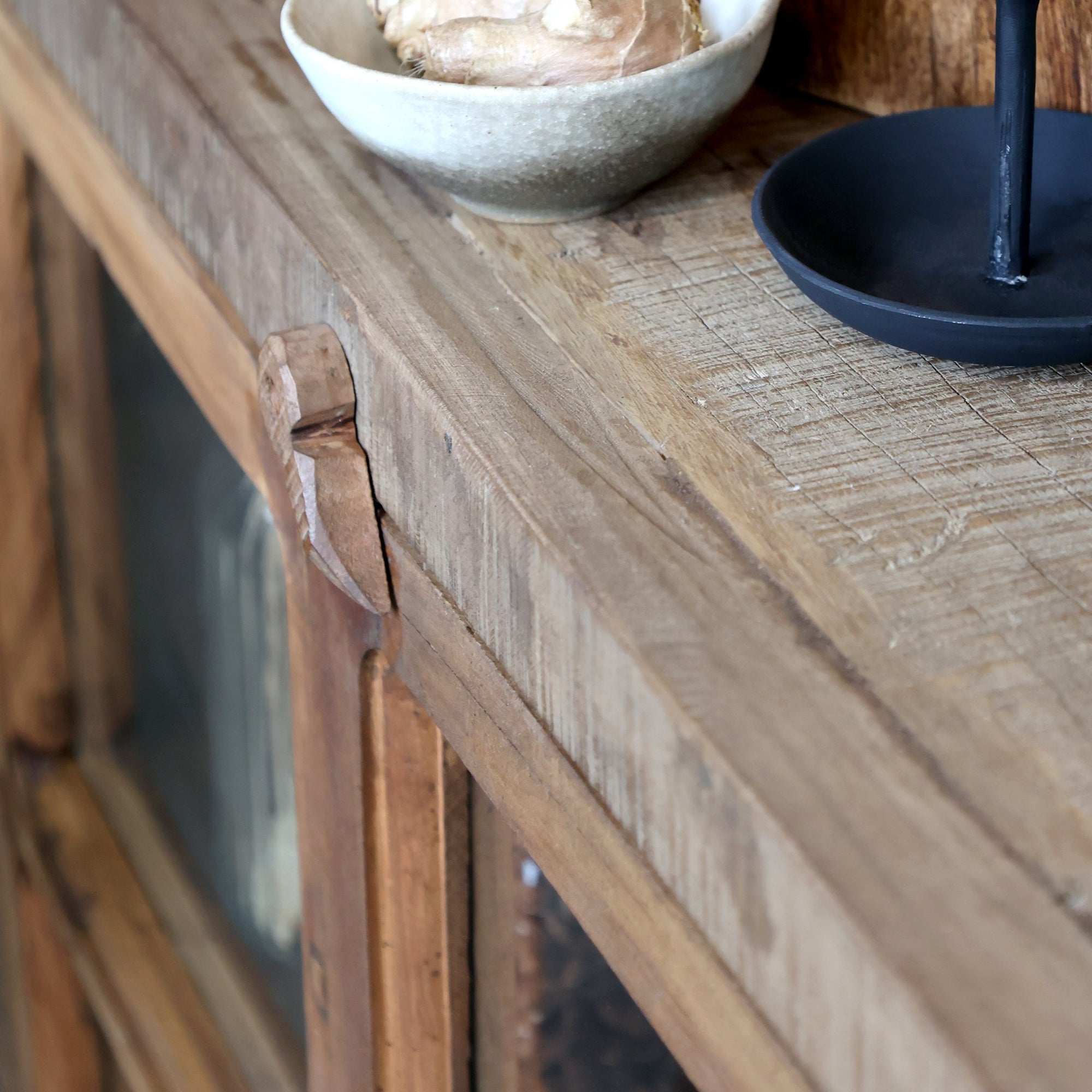 Ember Cabinet