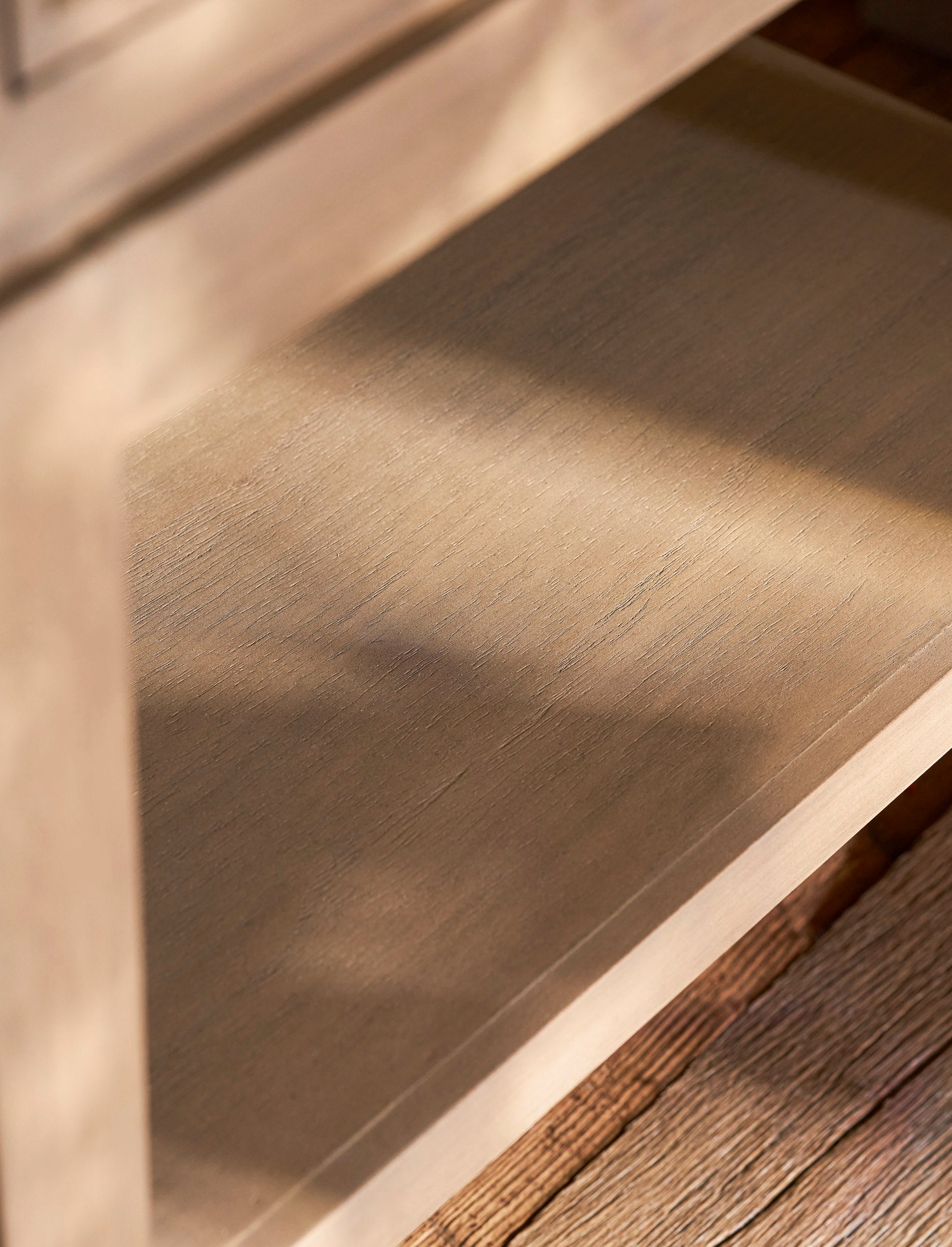 Linea Side Table