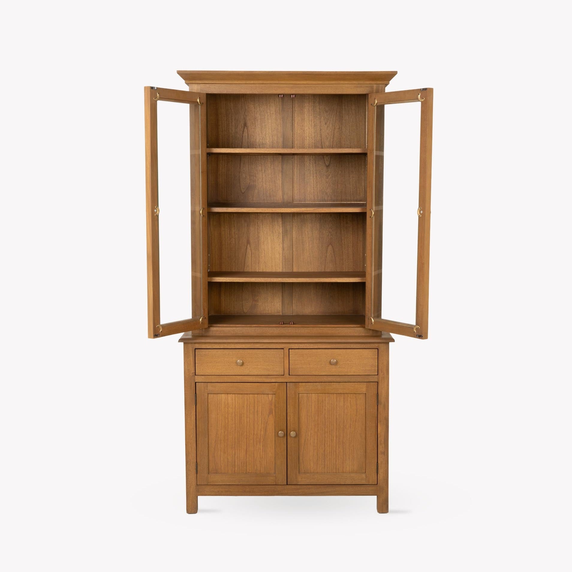 Luma Cabinet