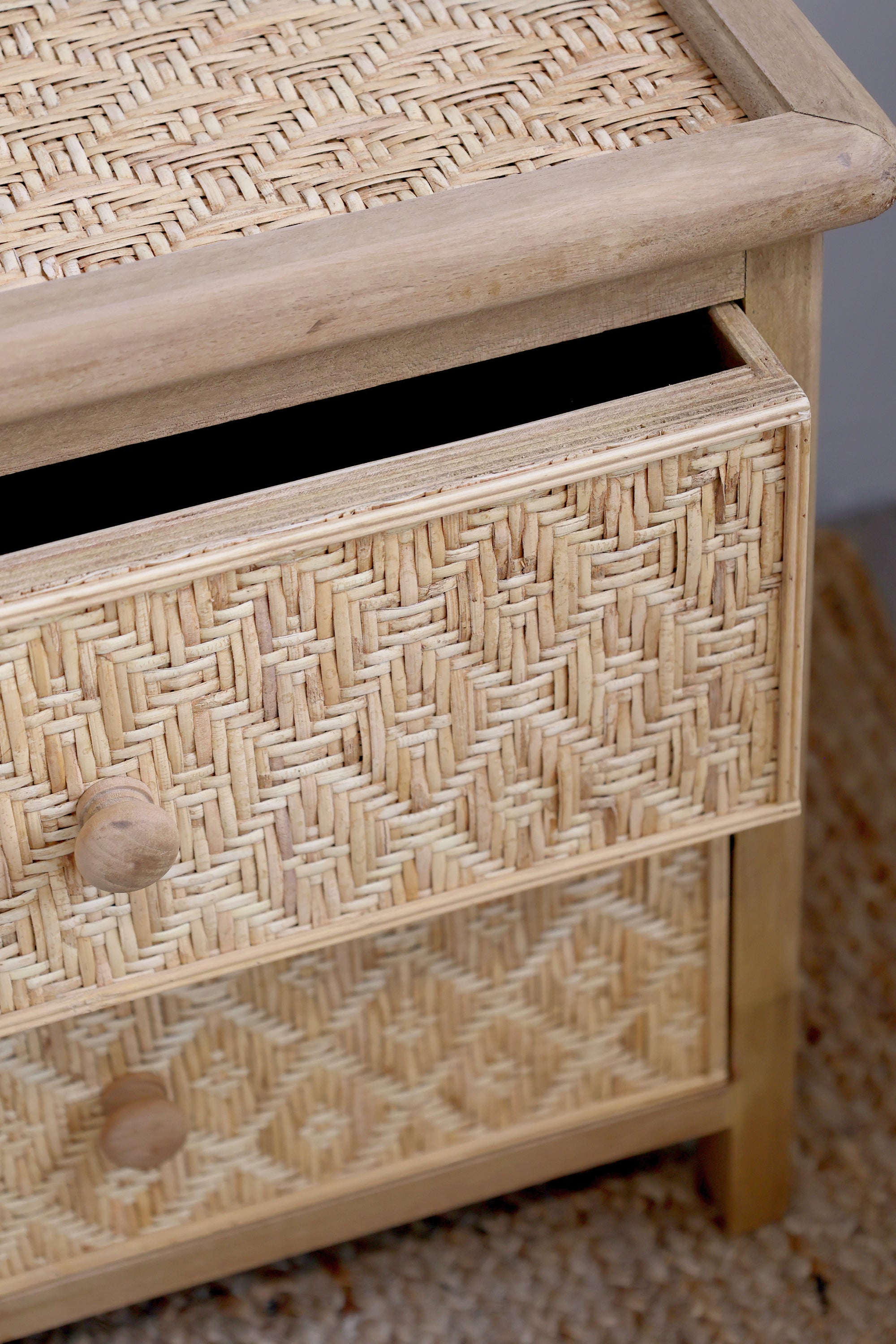 Noa Side Table