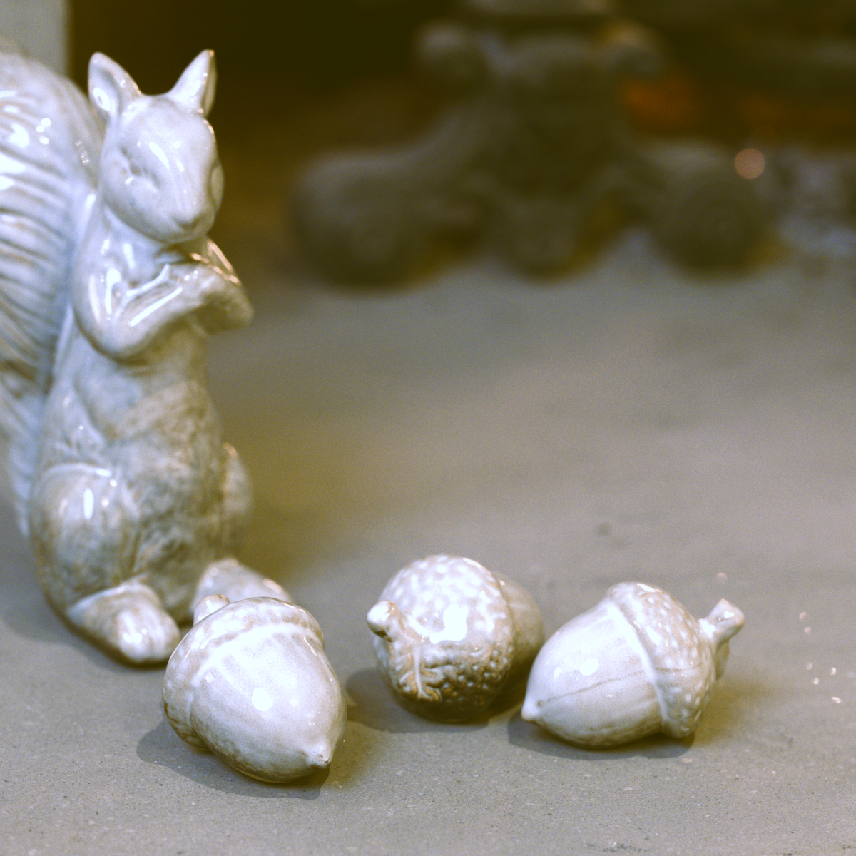 Elsie Petite Festive Acorn