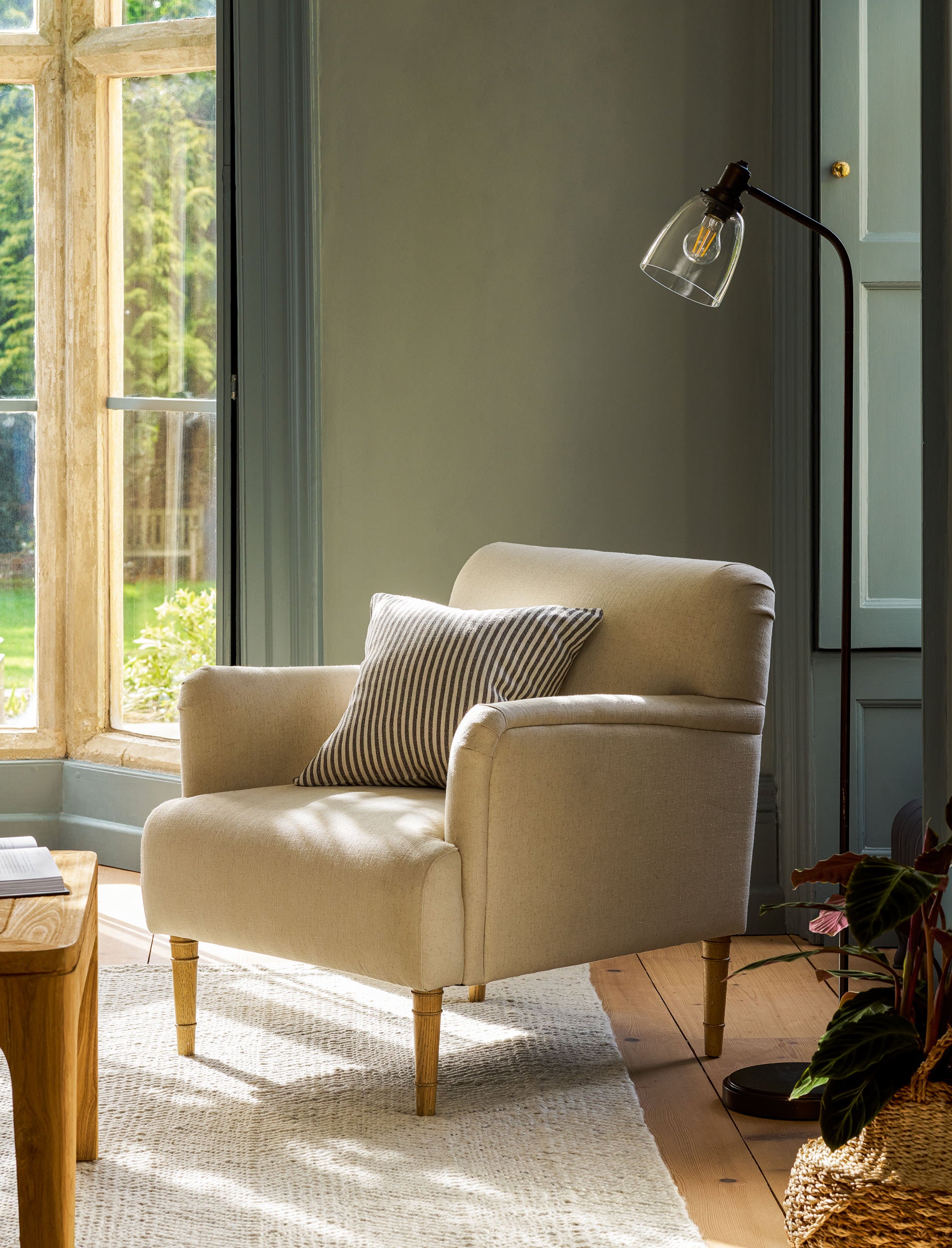 Soren Armchair