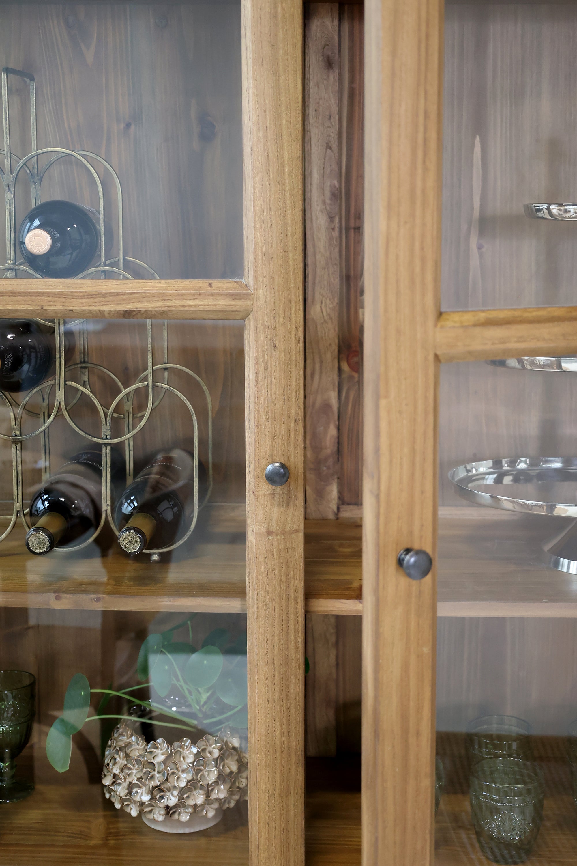 Vela Glass Cabinet