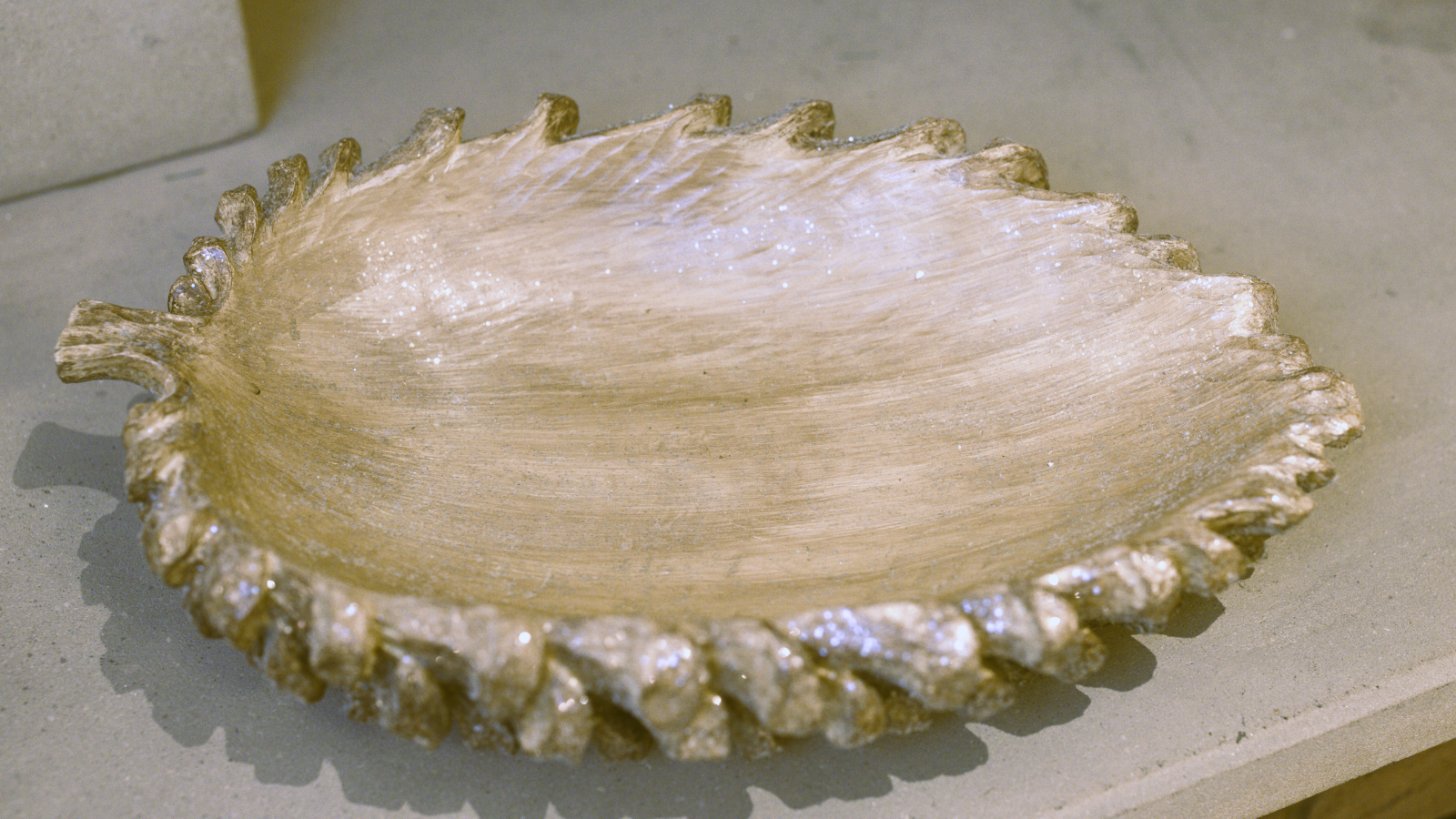 Gold Sparkle Pinecone Bowl