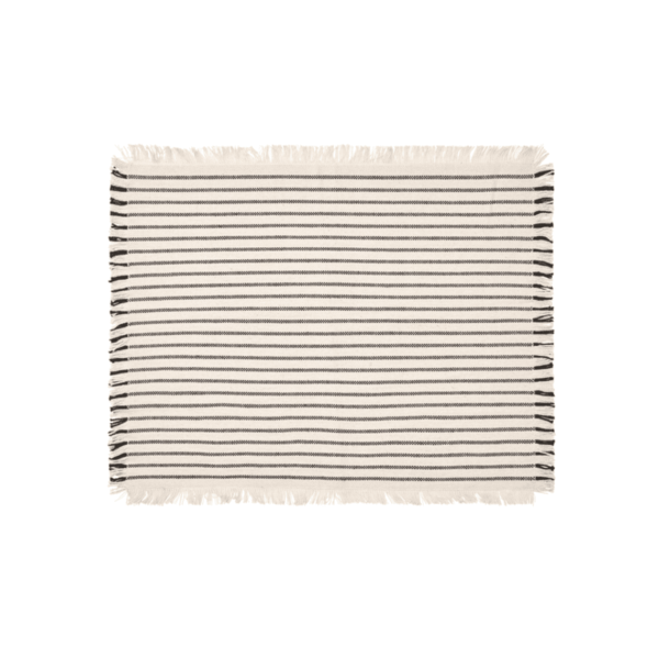 This set of 2 Elouise Placemats are brought to you from Broste Copenhagen and they combine both style and practicality. They are finished in an off white and black colour.
