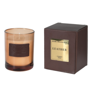 Vintage leather candle with woody scent notes.