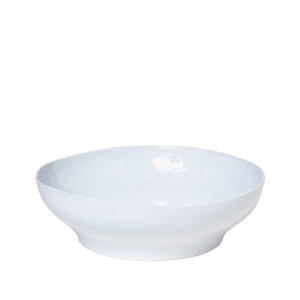 A stylish serving bowl, perfect for muesli, salads or fruit. Made from glazed porcelain and finished in a soft grey colour.