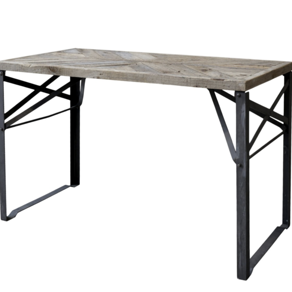 Grimaud desk made from recycled wood.