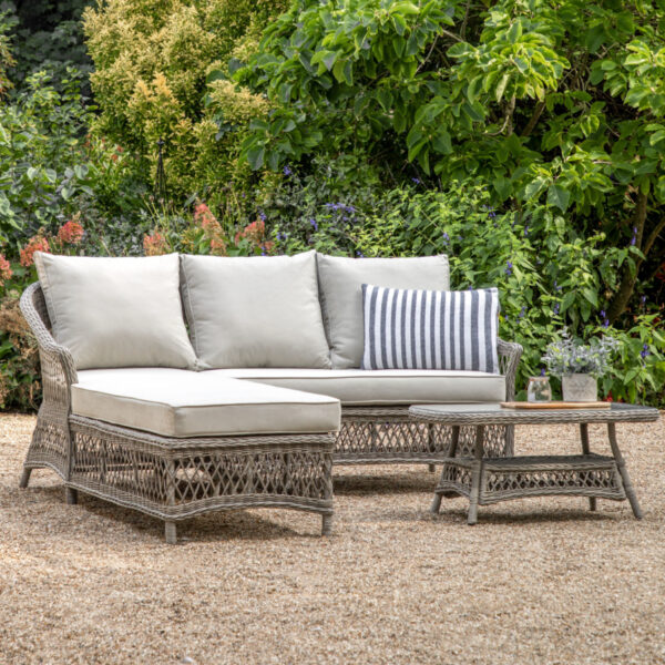 Relax in style with this lovely chaise set. Crafted from all-weather 5mm PE rattan with a combination of close weave and open weave patterns to give a stylish design in a lovely combination of close weave and open weave stone colour.