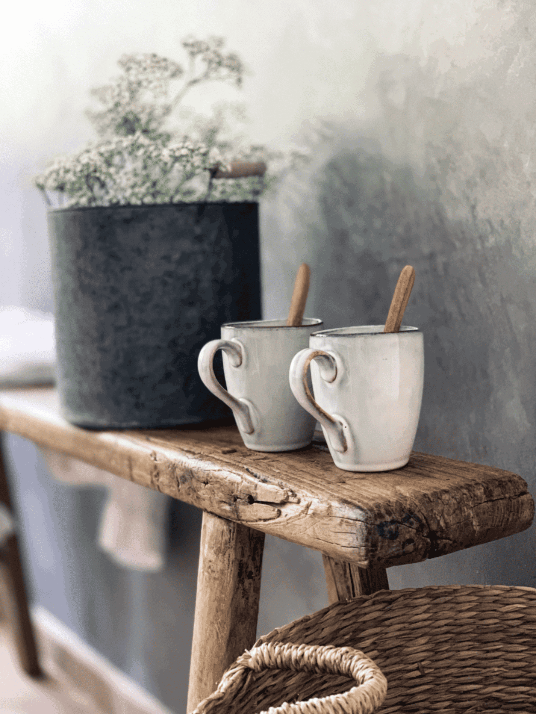 Crafted from the highest quality ceramics, featuring an exquisite rustic Scandinavian design, and boasting an impeccable finish. The Nordic Sand mugs exhibit a captivating creamy hue adorned with delicate sandy specks that grace the entirety of the glaze.
